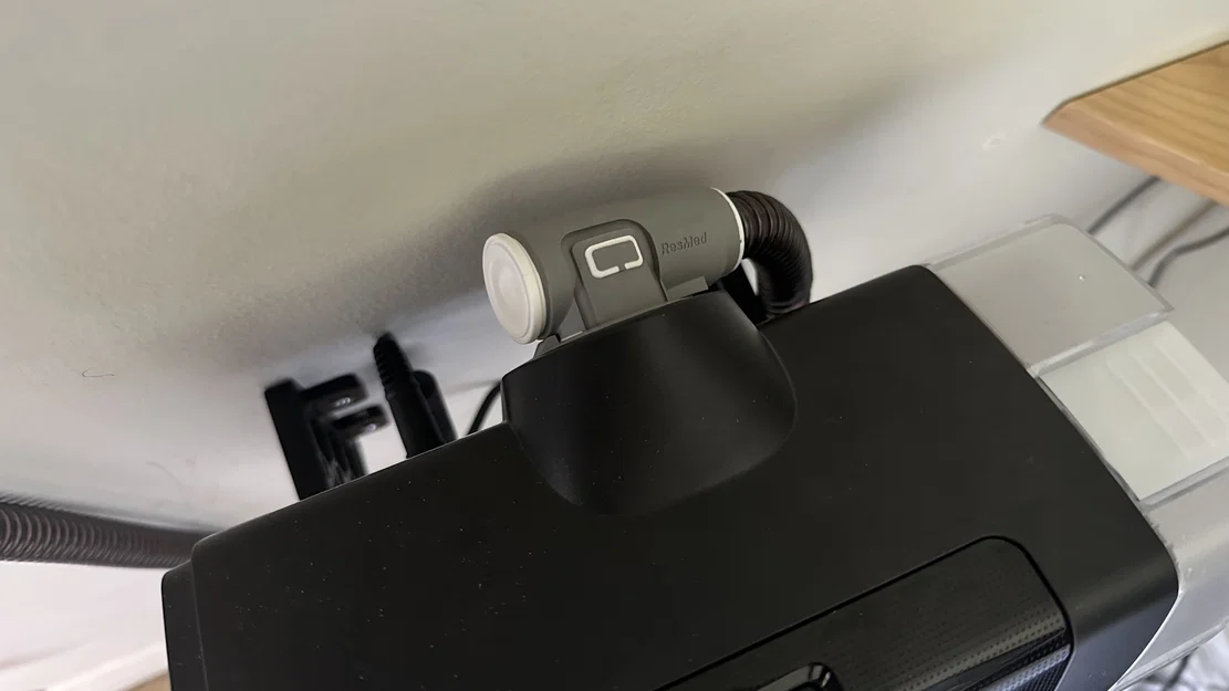 Giá Treo Tường ResMed AirSense 10 (Remix) – CPAP Gắn Vít & Velcro - Image 2
