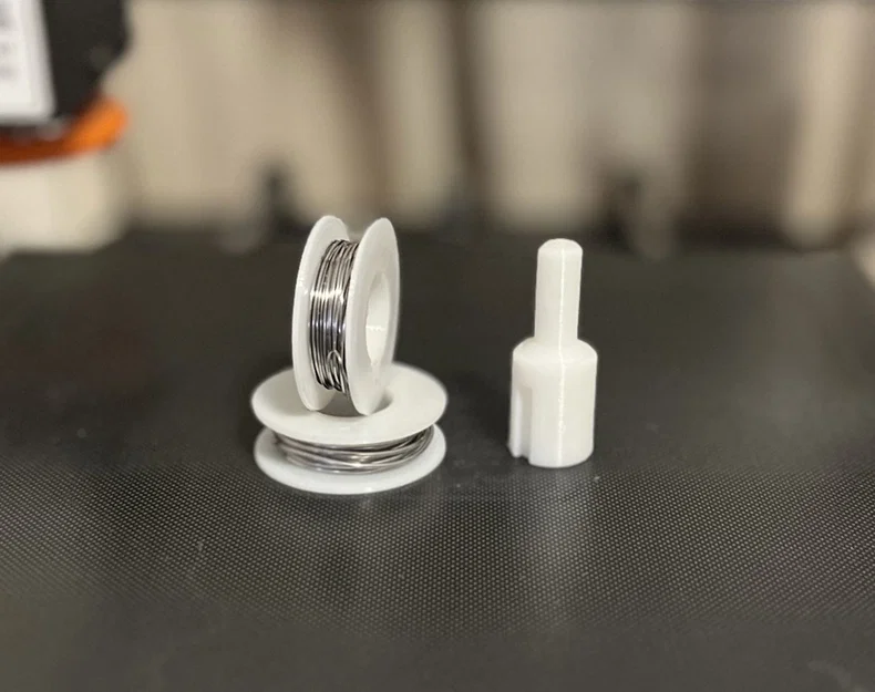Cuộn thiếc mini kèm dụng cụ quấn (Mini Solder Spool with winder) - Image 1