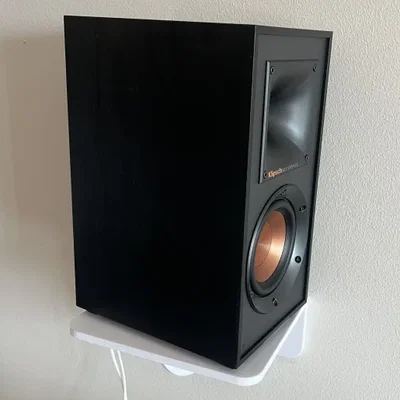 Kệ treo loa (Speaker shelf)