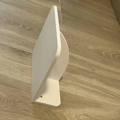 Kệ treo loa (Speaker shelf)