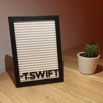 Bảng chữ Letter Board – có chân & Umlaut