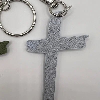 Móc khóa hình thánh giá 3D thiết kế tinh tế (Cross Keychain)
