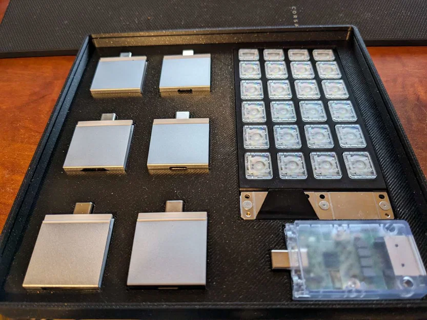 Hộp đựng phụ kiện Framework 16 (Framework 16 Accessories container) - Image 1