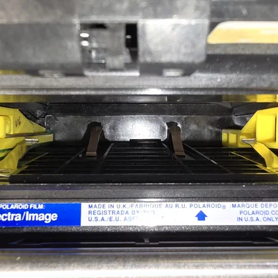 Spacer căn giữa cartridge Polaroid Spectra 600/I-Type