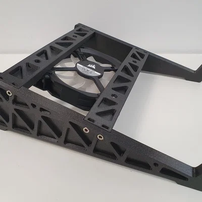 Giá đỡ laptop (Laptop stand) có tuỳ chọn gắn quạt