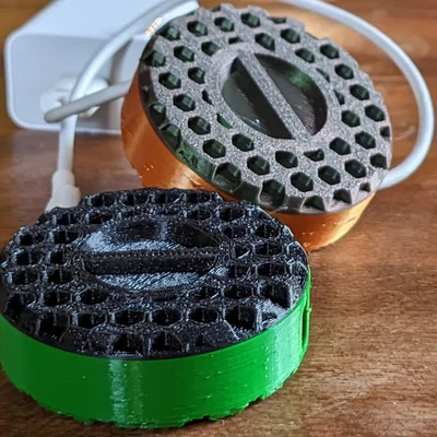 Bộ cuộn dây sạc tối giản (Charger Cable Winder Minimalist)