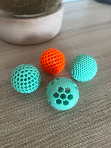 Bóng bi lắc Airless (Airless Tablesoccer ball) - Image 1