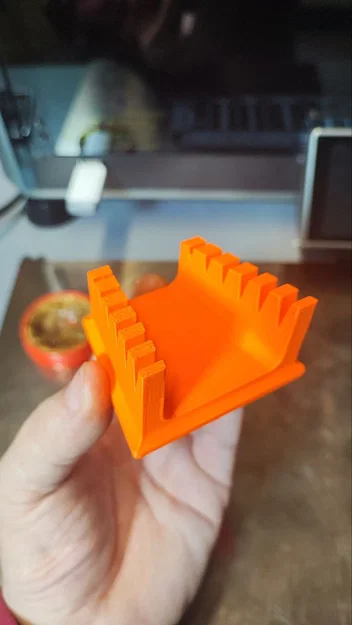 Dụng cụ hỗ trợ hàn mạch (third hand welding) in 3D tiện lợi - Image 1