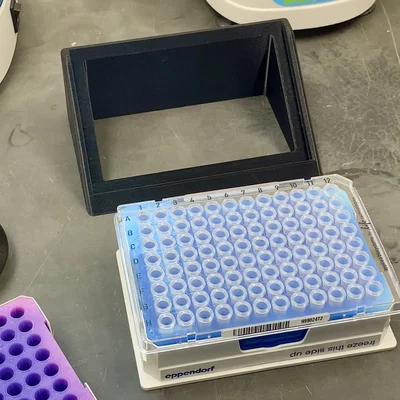 Giá đỡ khay nghiêng cho PCR & Cell Culture