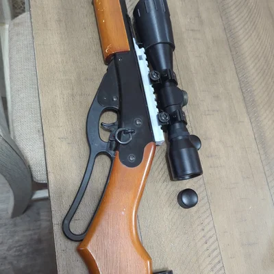 Gối tì má tùy chỉnh cho súng Red Ryder giúp ngắm bắn chính xác