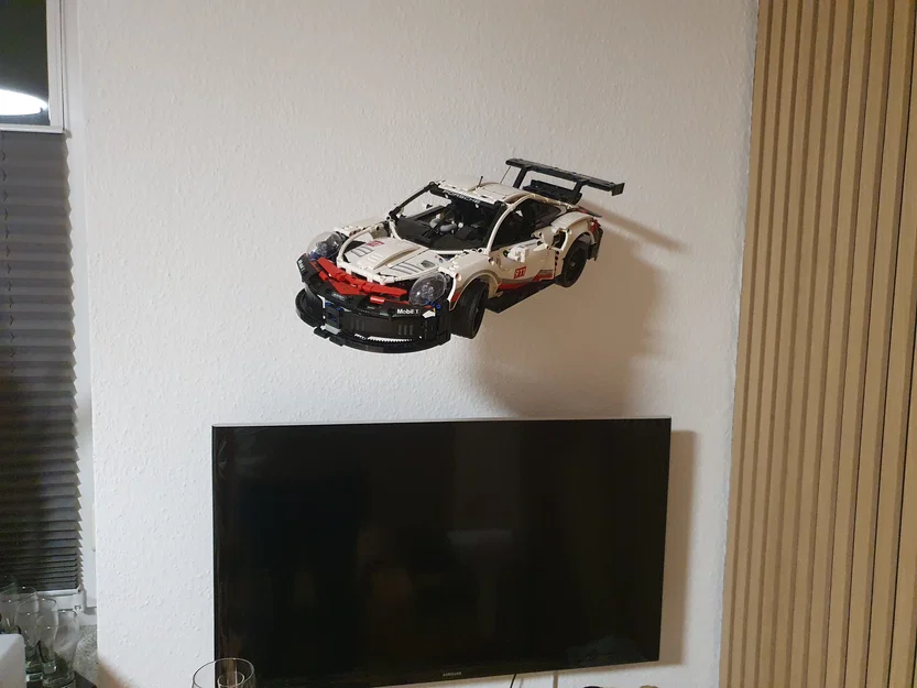 Giá treo tường (Wall mount) cho Lego Porsche 911 RSR 42096 - Image 1