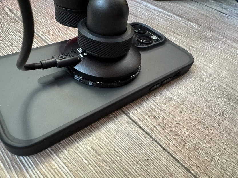 Adapter QuadLock Mag sang MagSafe - Image 2