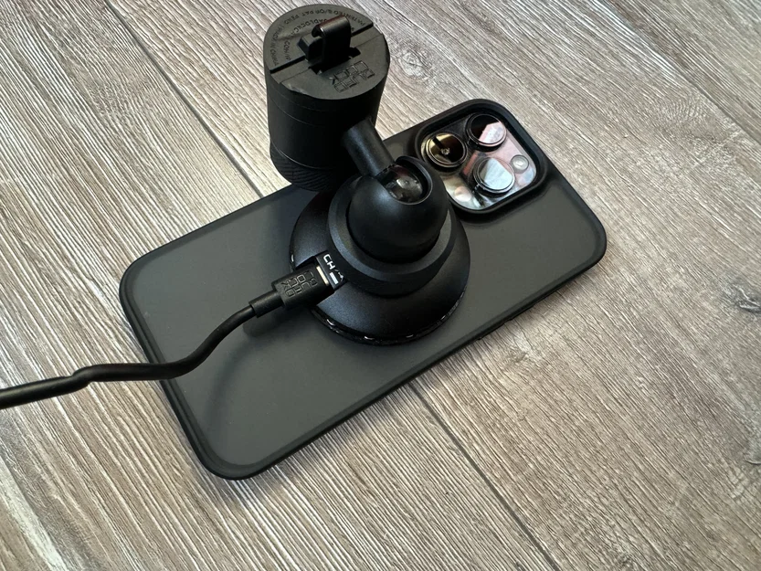 Adapter QuadLock Mag sang MagSafe - Image 4