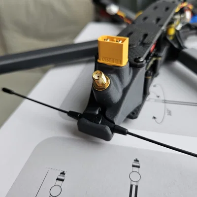 Bộ giá đỡ ăng-ten và bảo vệ dây cho khung drone Phisital XL10