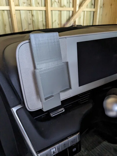 Giá đỡ điện thoại cho Hyundai Ioniq 5 - Image 1