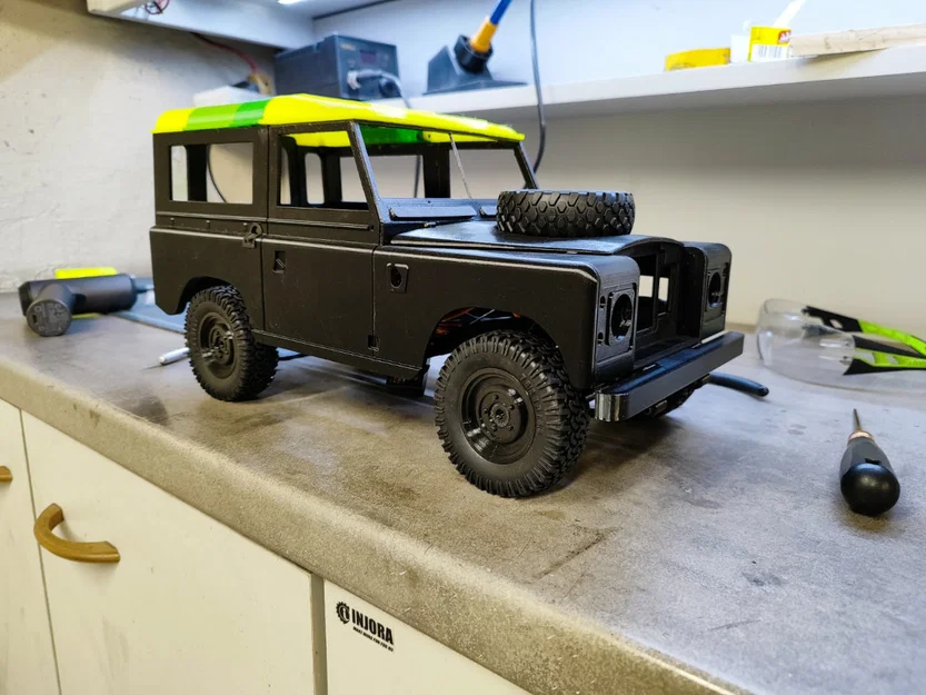 LAND ROVER Series 3 scaled 1/10 D90 – Body RC hardbody (wheelbase 229–230mm) - Image 15