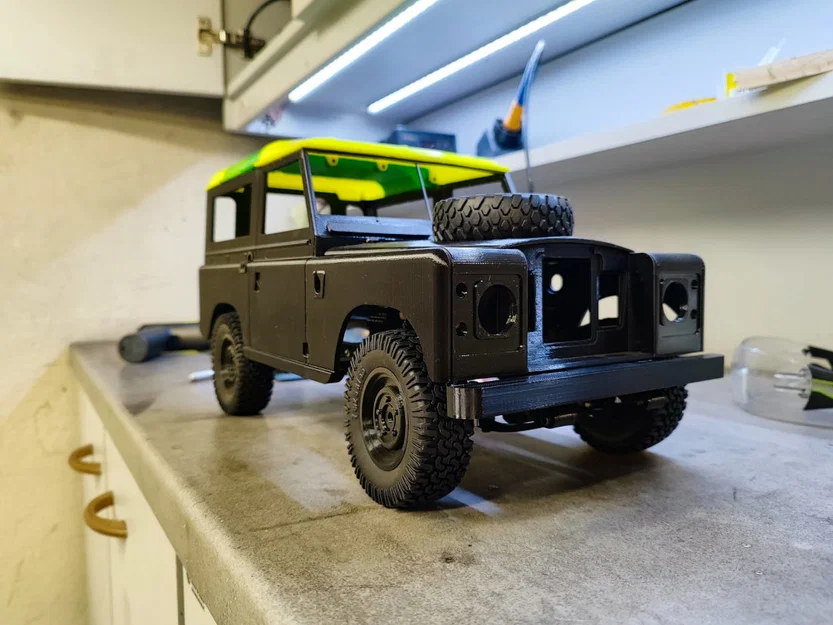 LAND ROVER Series 3 scaled 1/10 D90 – Body RC hardbody (wheelbase 229–230mm) - Image 17
