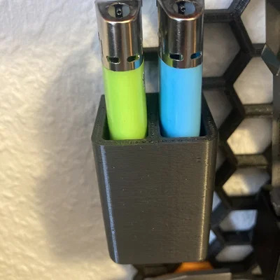 Giá đỡ bật lửa BIC gắn tường cho hệ thống Honeycomb Storage Wall