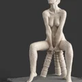 Tượng Filigree Trang Trí: Cô Gái Ngồi Trên Ghế Đẩu - Thumbnail 2