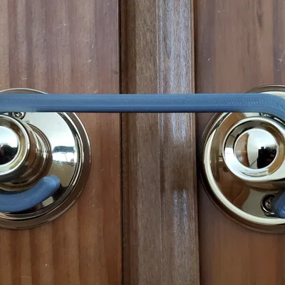 Móc giữ cửa đôi French Door - Phụ kiện in 3D tiện lợi cho gia đình