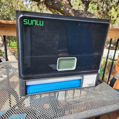 Stand đặt máy sấy filament Sunlu S4