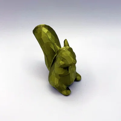 LowPoly Squirrel (Sóc LowPoly) – Mẫu trang trí