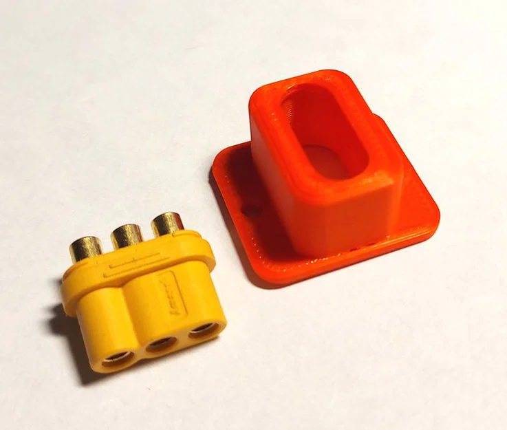 Đế giữ giắc cắm Amass MR 60 3-pin (Thiết kế cho DIY/Drone) - Image 2