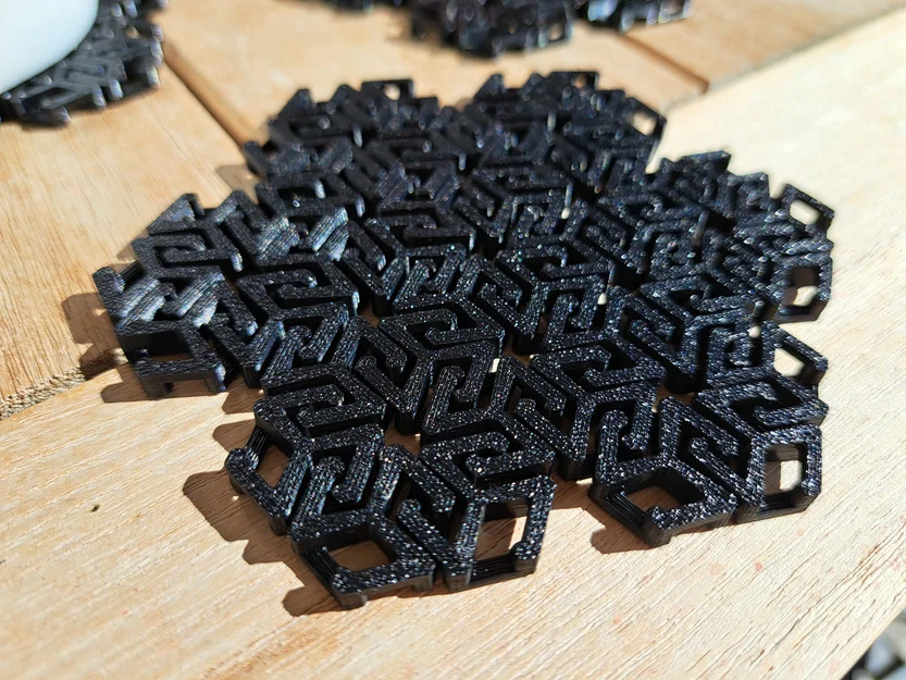 Lót Ly Chainmail (Chainmail Coaster) - Image 1