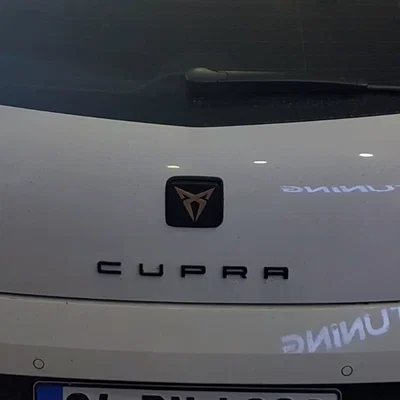 Mô hình logo Seat Cupra in 3D - Phụ kiện trang trí ô tô độc đáo