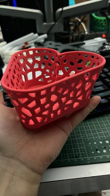 Giỏ đựng đồ hình trái tim phong cách Voronoi in 3D cực đẹp - Image 2