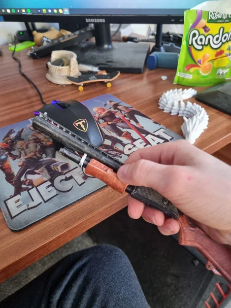 Mô hình súng Fortnite Pump Shotgun in 3D với cơ chế trượt thực tế - Image 4