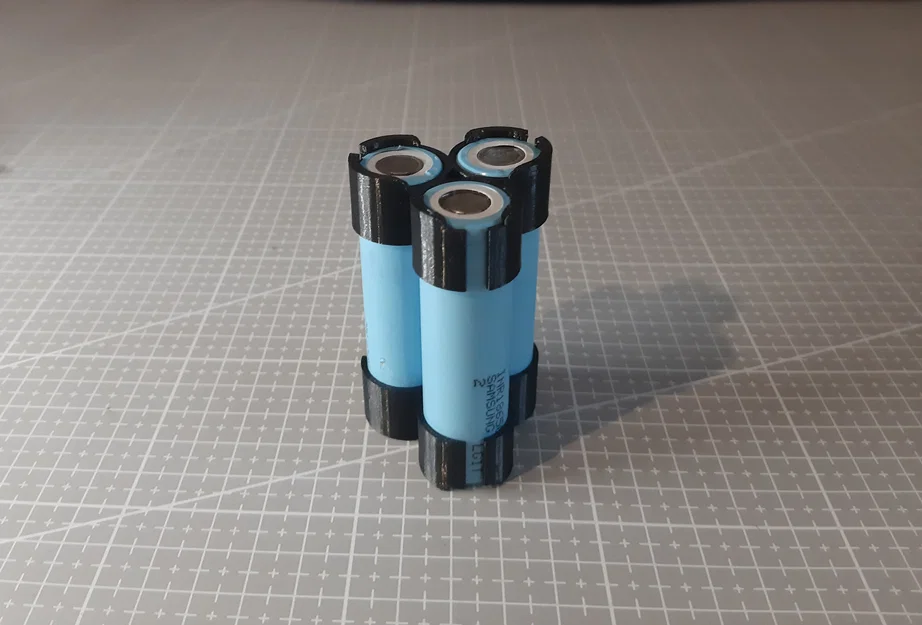 Giá đỡ 3 viên pin 18650 - Thiết kế in 3D nhỏ gọn, chắc chắn - Image 1