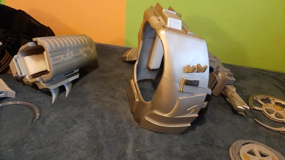 Giáp Chính Predator (Predator Main Armour) - Image 1