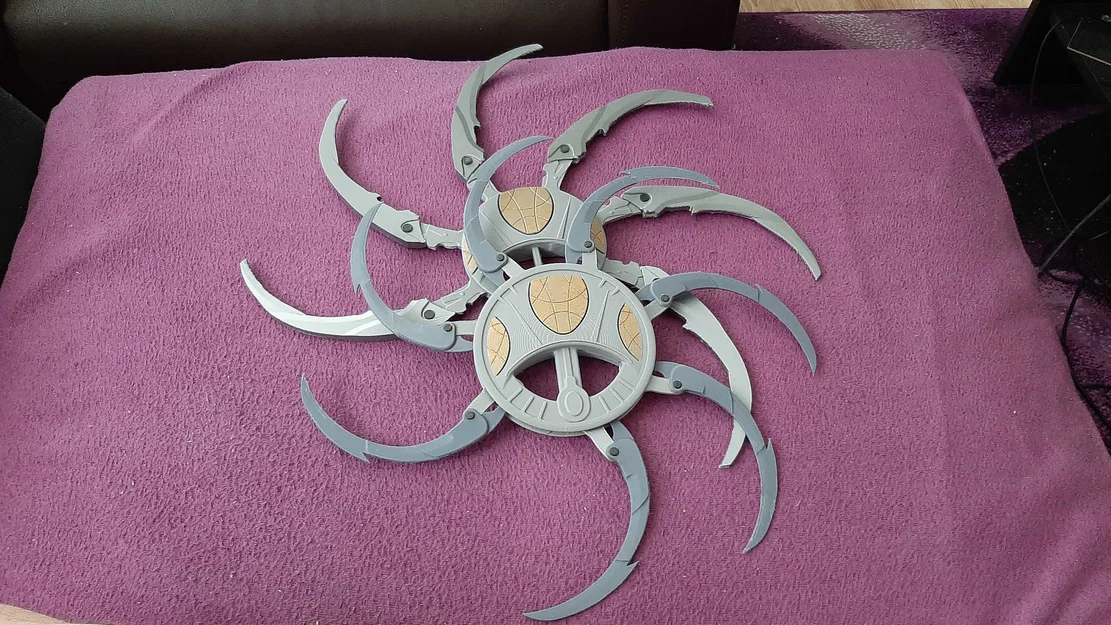 Predator Shuriken V2 (Có thể gập lại) - Image 5