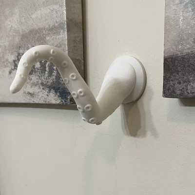 Móc treo tường hình xúc tu (Tentacle wall hook)