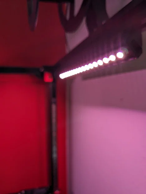 Giá đỡ Voron 2.4 Angled RGB Daylight Stick - Image 1