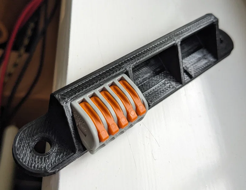 Ngàm gắn Wago cho extrusion 2020/3030 (Wago 2/3/5 cổng) - Image 1