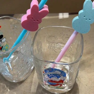 Peep Straw Toppers (Nắp trang trí ống hút hình thỏ Peep)