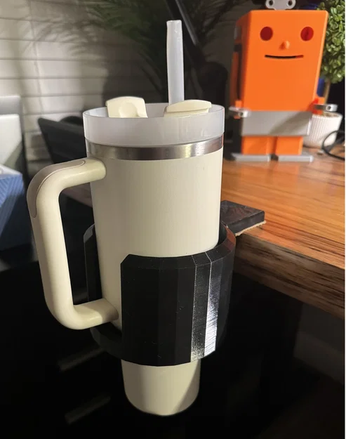 Giá đỡ ly kẹp mép bàn cho tumbler Stanley/Yeti - Image 1