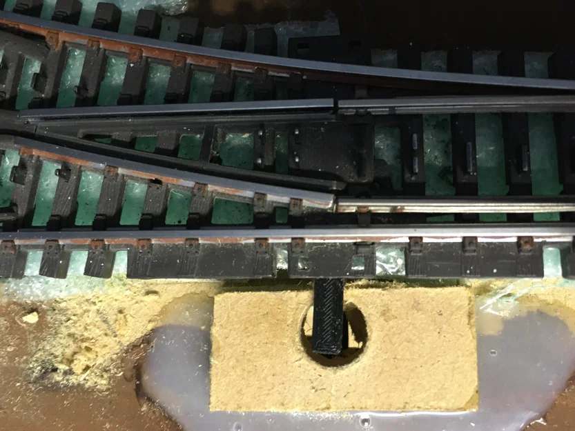 Giá gắn servo cho switch Marklin K-rail - Image 4