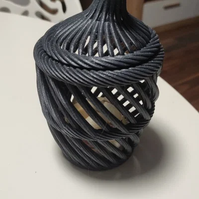 Hũ đựng tỏi có nắp đậy kín