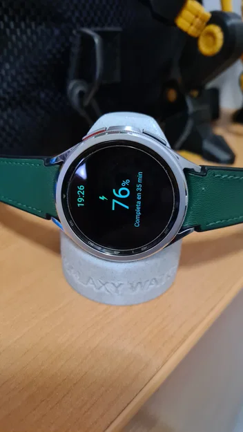Đế sạc 3D cho Samsung Galaxy Watch6 Classic sang trọng và gọn gàng - Image 1