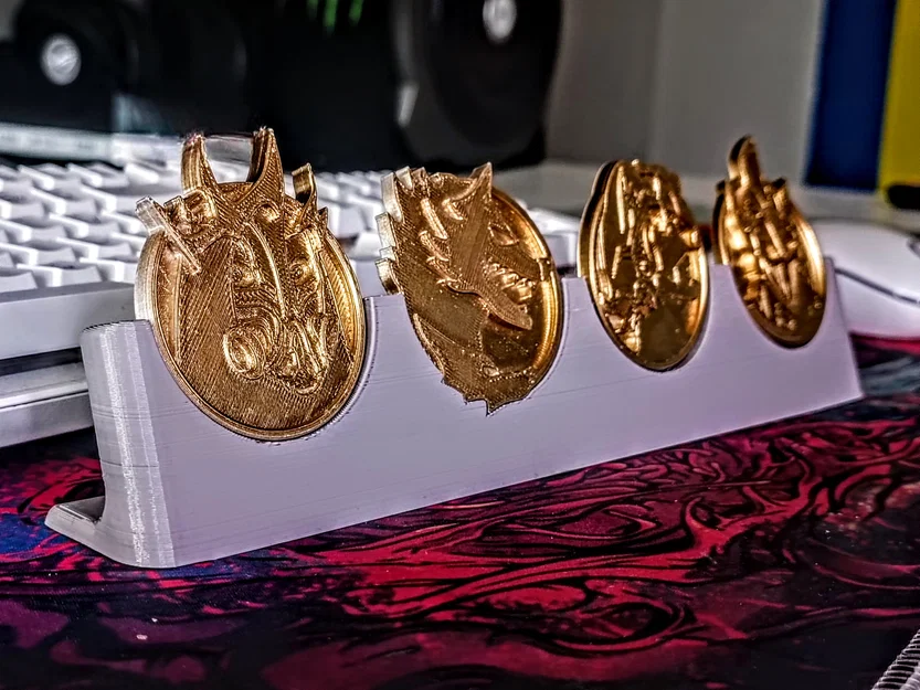 Giá đỡ trưng bày huy hiệu Fortnite (Fortnite Medallion Stand) in 3D - Image 1
