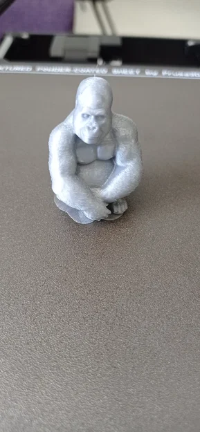 Mô hình chú khỉ Gorilla in 3D tinh xảo để trang trí bàn làm việc - Image 2