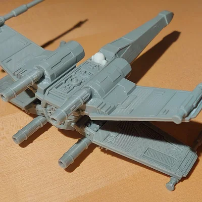 X-Wing Star Wars – Mẫu in 3D nhiều phần, tháo rời R2-D2