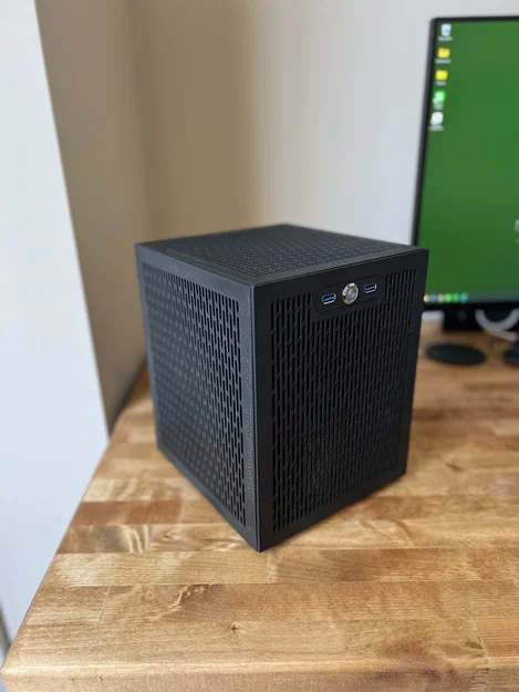 Vỏ PC SFF 10.8L in 3D - Image 1