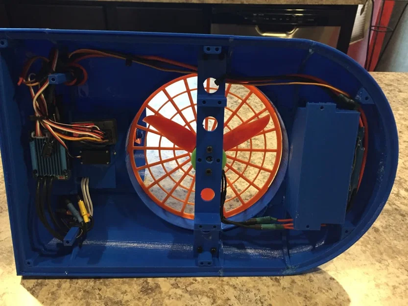 Hurricane RC Hovercraft - Image 12