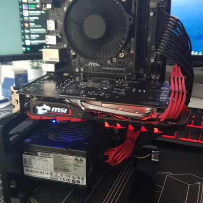 Open frame case MATX (vỏ PC khung mở cho mATX)