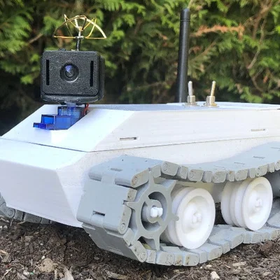 Xe RC bánh xích Arduino FPV in 3D kèm bộ điều khiển