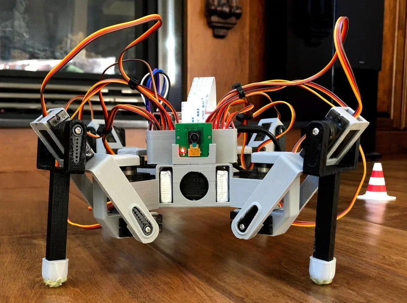 Nền tảng Robot Nhện Raspberry Pi In 3D - Image 1